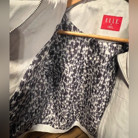 Elle Women's Cropped Gray Jacket Full Zip Bell Pleated Puffer Sleeves - Picture 6 of 7